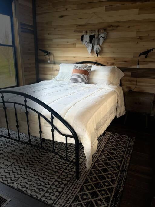 Bourbon Barrel Cottages #1 Of 5 On Kentucky Trail Lawrenceburg Экстерьер фото